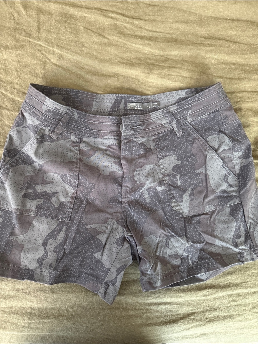 Prana Women's Gray Camo Cargo Shorts